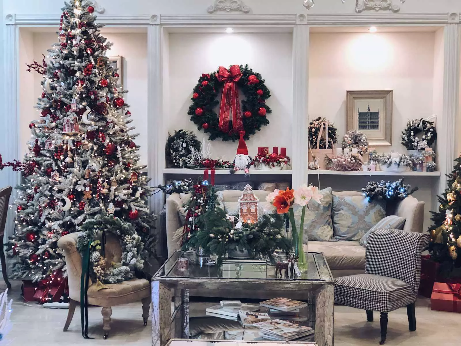 Читать статью Interesting facts about New Year and Christmas decorations онлайн