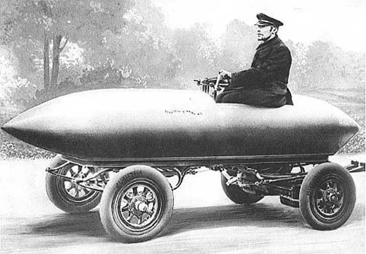 первый автомобиль 100 км час был электрическим